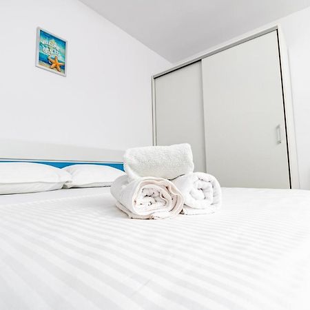 Danilo Apartments Mamaia Nord Неводарі Екстер'єр фото